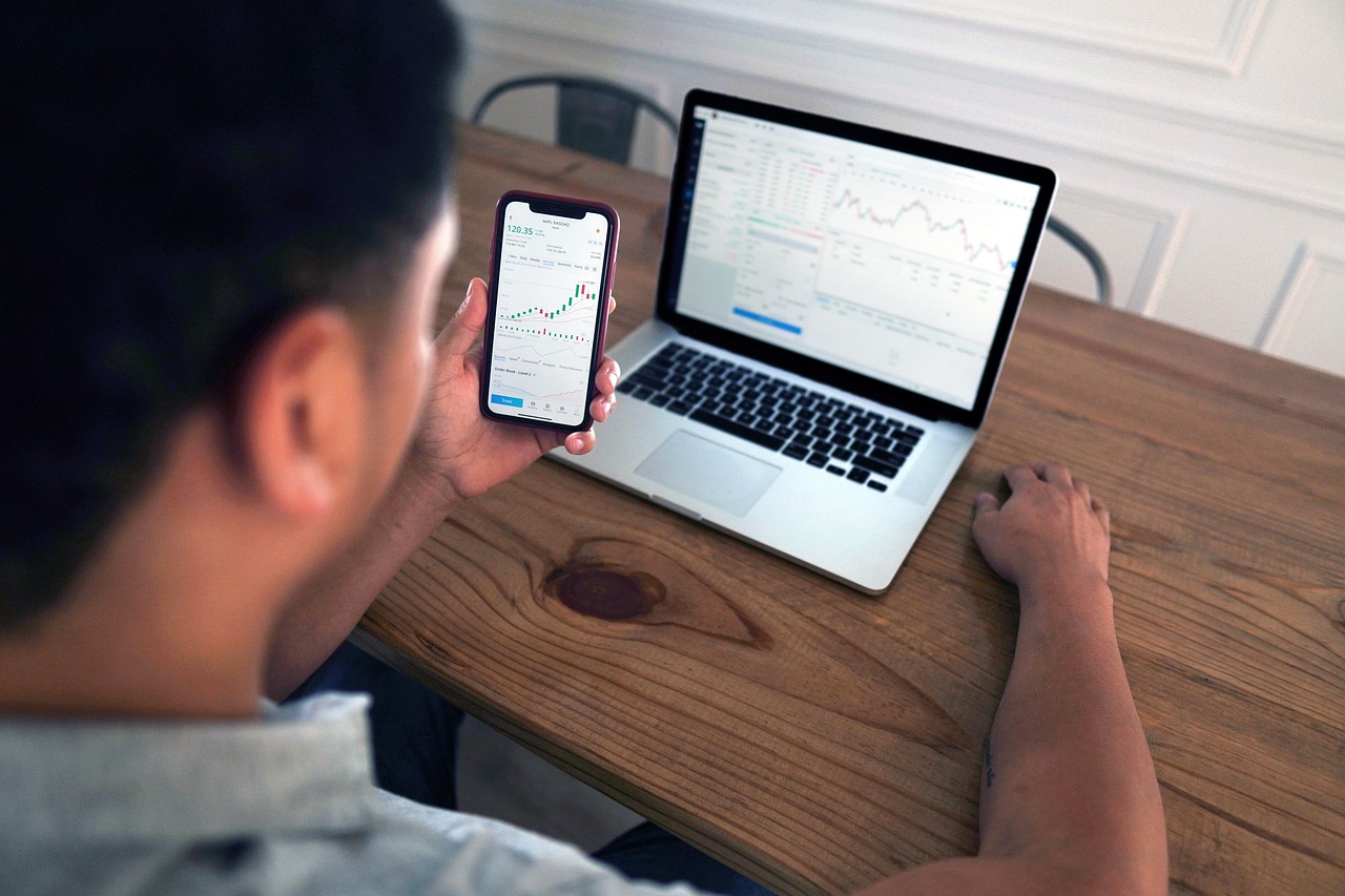 Investissez dans ALGO : les précautions à prendre !